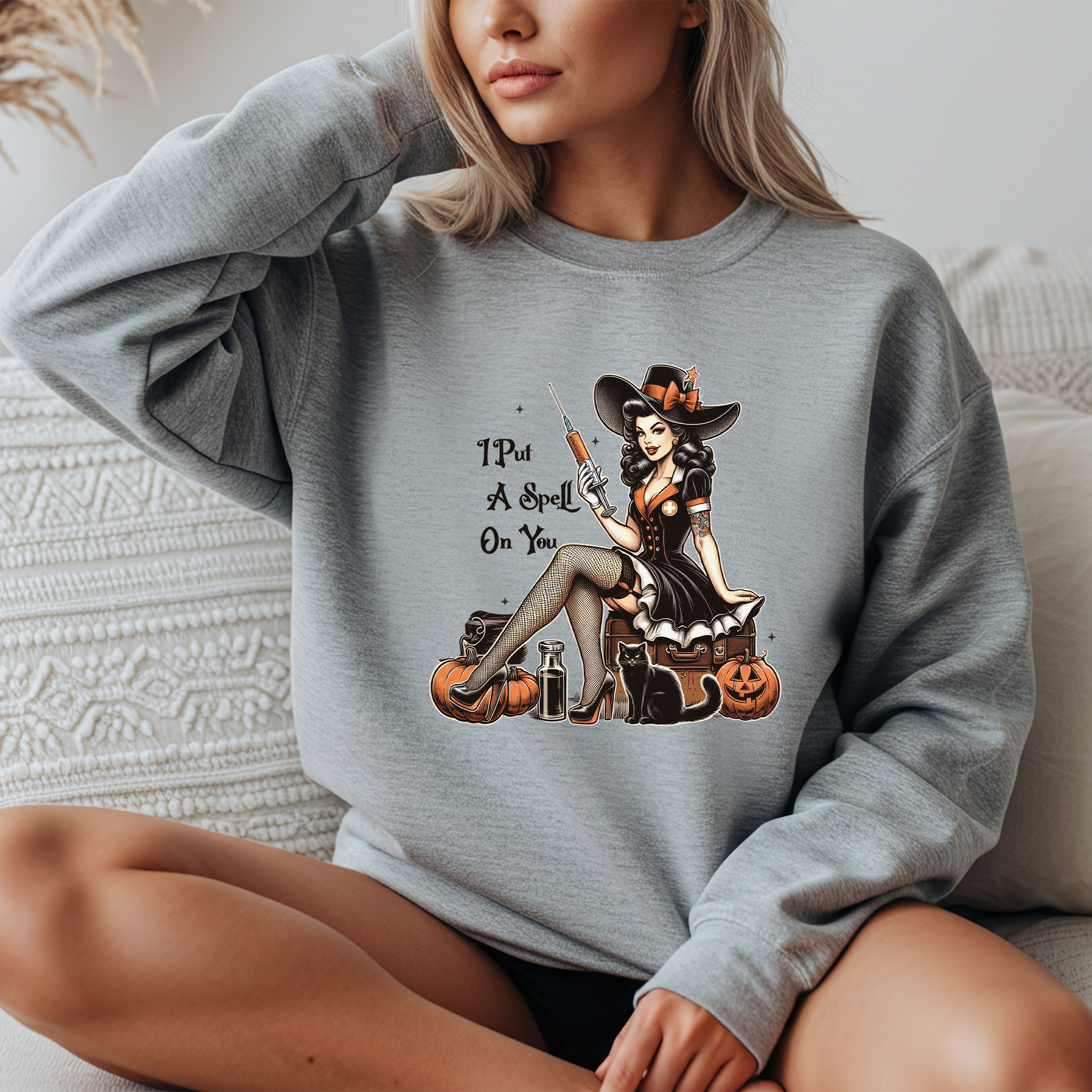 "I Put a spell on you" Witch Vintage Crewneck Sweatshirt